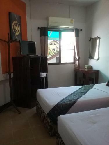 Hostal Born Guest House