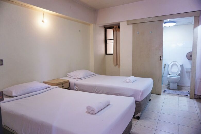 Hostal Water Well Guest House