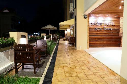 Sabai Hotel & Hostel