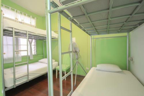 Phuket Backpacker Hostel
