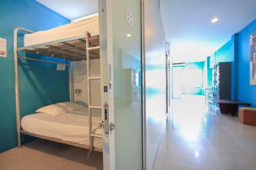 Phuket Backpacker Hostel