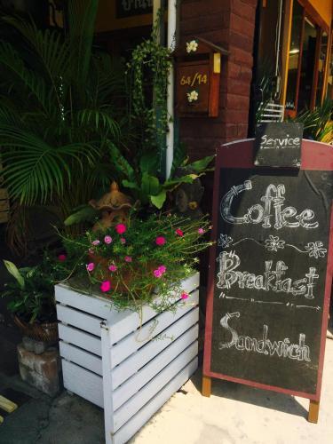 Hostal Baan Bussara