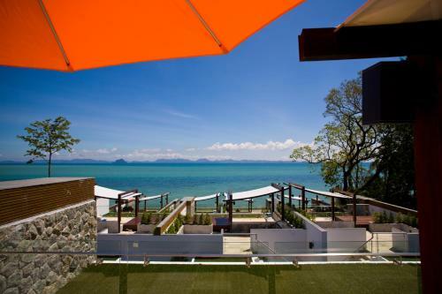 Hotel The Nchantra Pool Suite Phuket