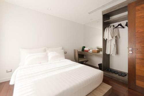 Hotel The Nchantra Pool Suite Phuket