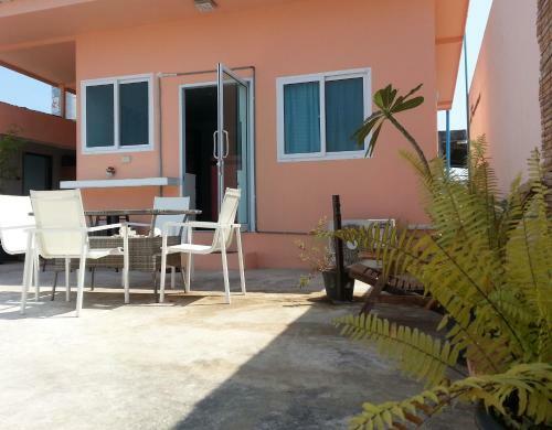 Hotel Baan Nang Nuan