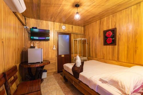 Athithara Homestay