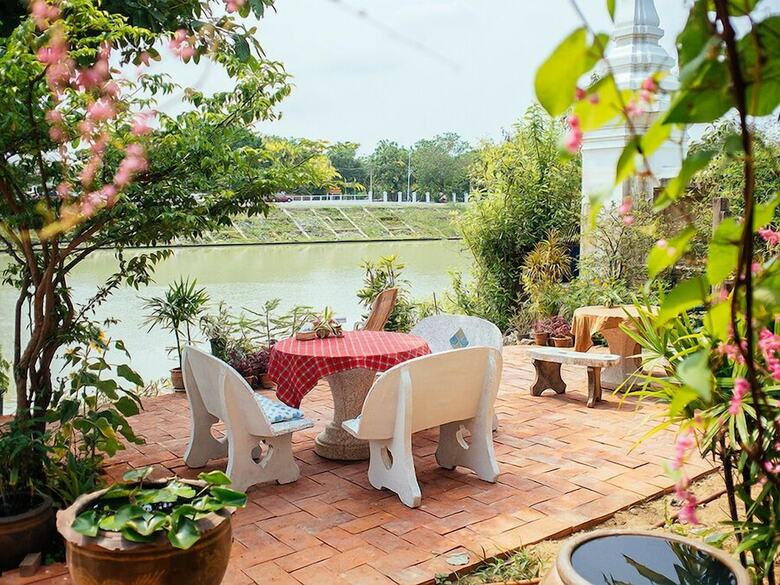 Bed & Breakfast Loy Manee House