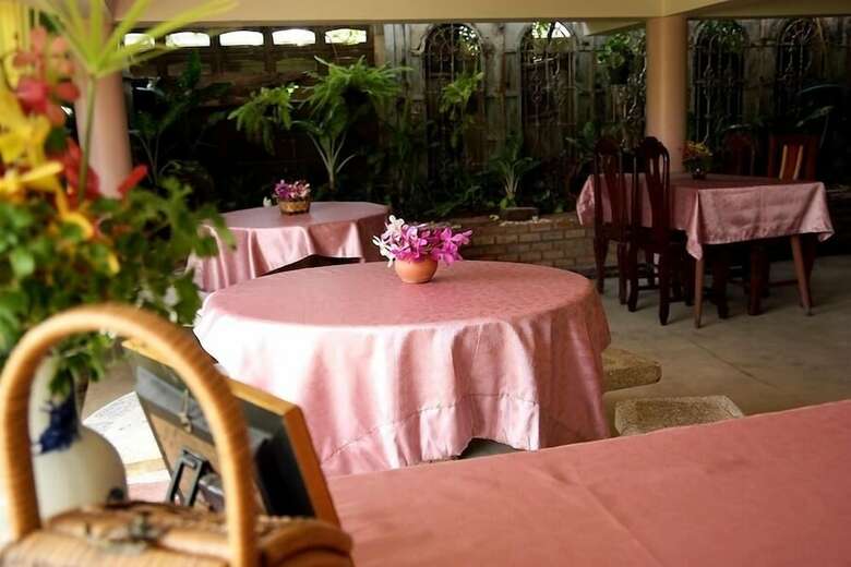 Bed & Breakfast Loy Manee House