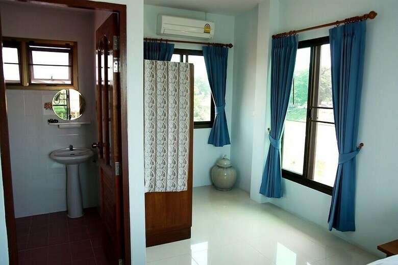 Bed & Breakfast Loy Manee House