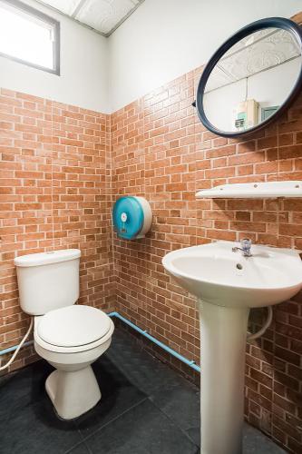 Hostal Good Time Guest House