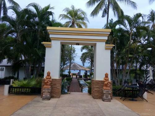 Hotel Golden Pine Beach Resort