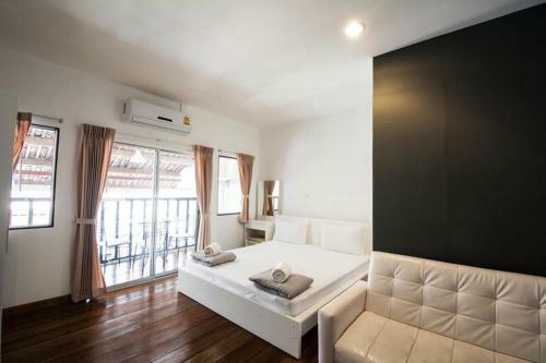 Hostal Chino Town Gallery Guesthouse