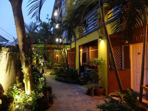 Hotel Bann Baimai Boutique Room