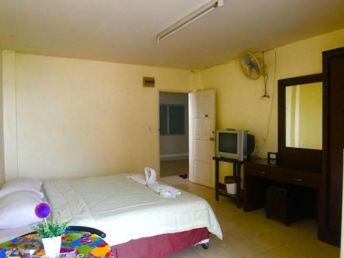 Ekkamon Apartment