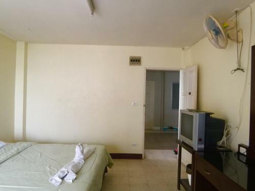 Ekkamon Apartment