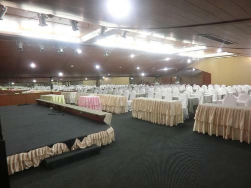 Ayutthaya Thenee Hotel