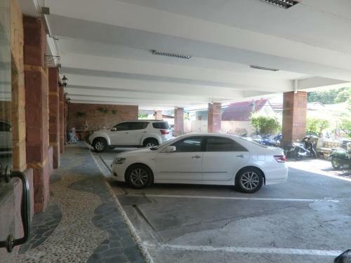 Ayutthaya Thenee Hotel