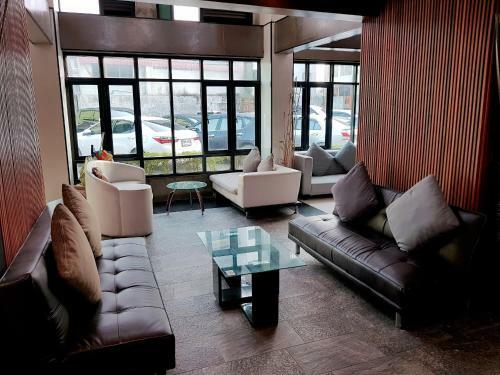 Izen Budget Hotel & Residence