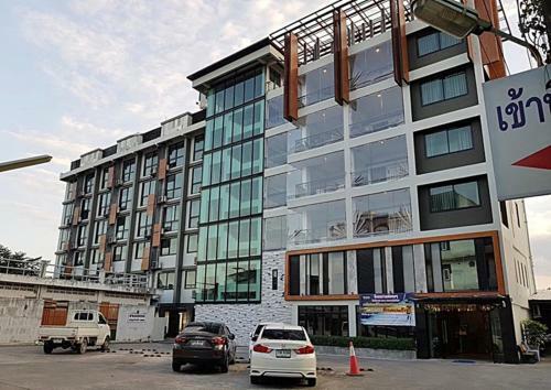 Izen Budget Hotel & Residence