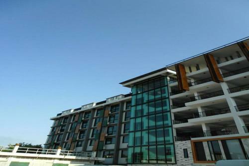Izen Budget Hotel & Residence