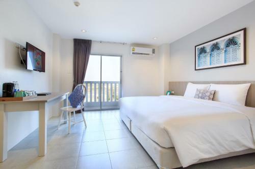 Hotel Recenta Phuket Suanluang
