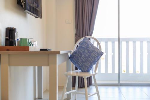 Hotel Recenta Phuket Suanluang