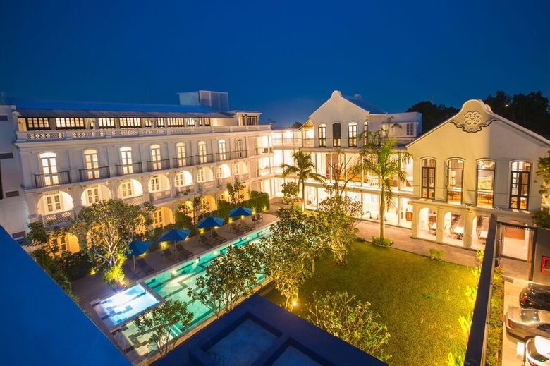 Little Nyonya Hotel