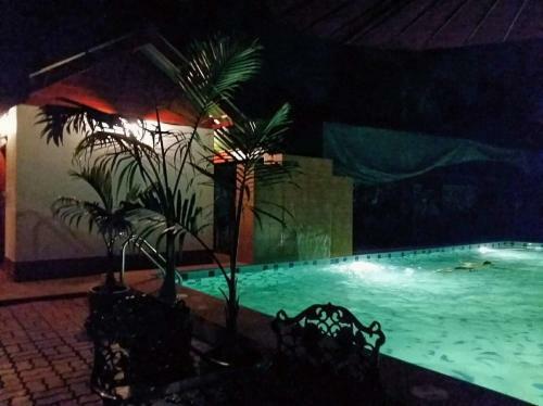 Hotel Golden Teak Home Resort