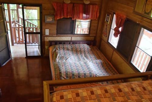 Hotel Golden Teak Home Resort