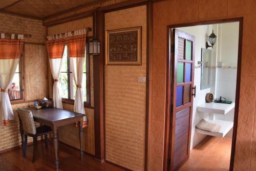 Hotel Golden Teak Home Resort
