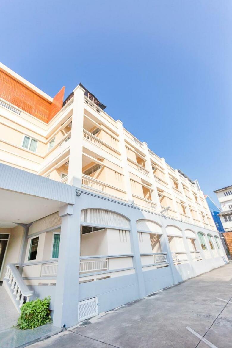 Hotel Roseate Chiang Mai