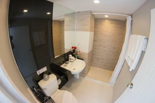 Aparthotel Racha Residence