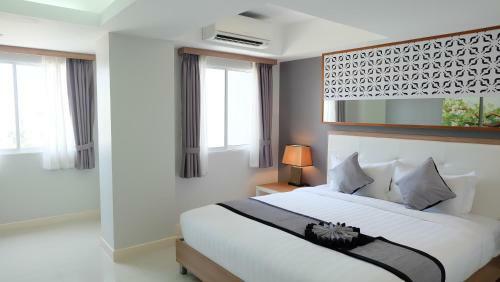 Aparthotel Racha Residence