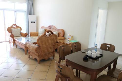 Sanya Blue Ocean Yefeng Seaview Apartment