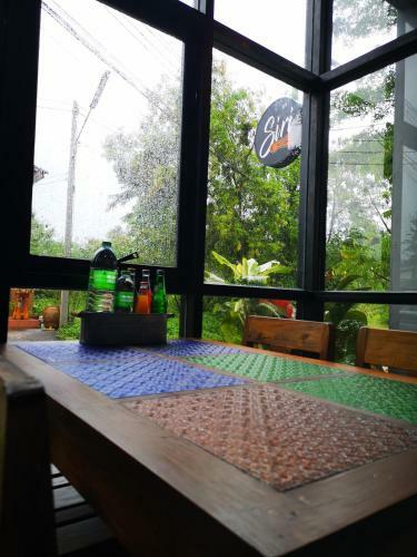 Hostal Siri Guesthouse @ Surat Thani