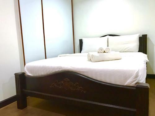 Hostal Ez House