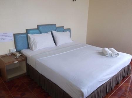 Sr Hotel