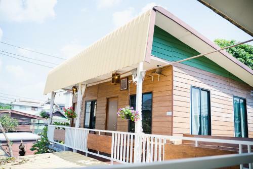Hostal Sabuy Guesthouse