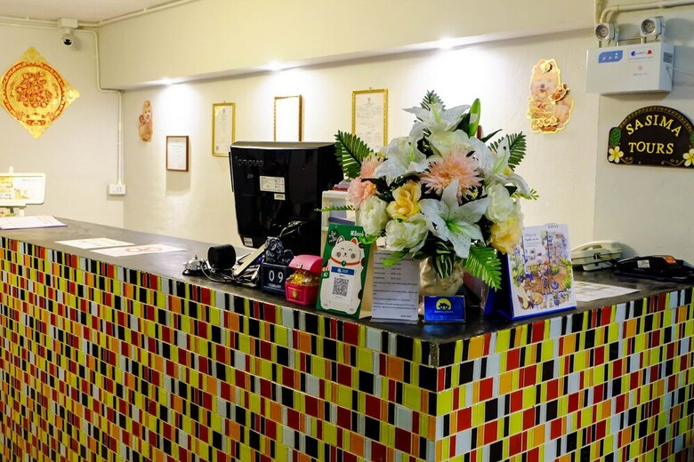 Hostal Sasima House