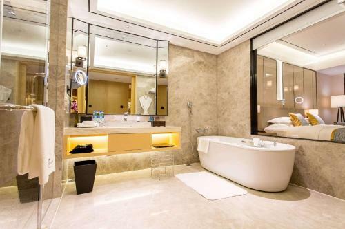 Garden Hotel Chenghai
