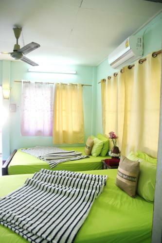 Hostal Coffee In Narrow Guesthouse