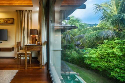 Hotel Yalong Bay Villas & Spa