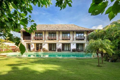 Hotel Yalong Bay Villas & Spa