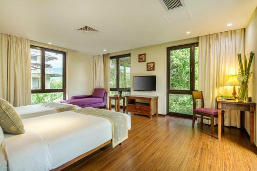 Hotel Yalong Bay Villas & Spa