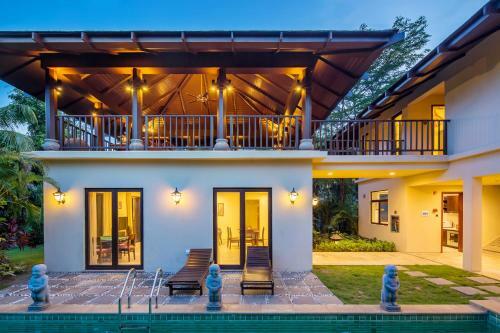 Hotel Yalong Bay Villas & Spa