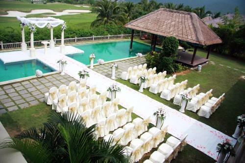Hotel Yalong Bay Villas & Spa