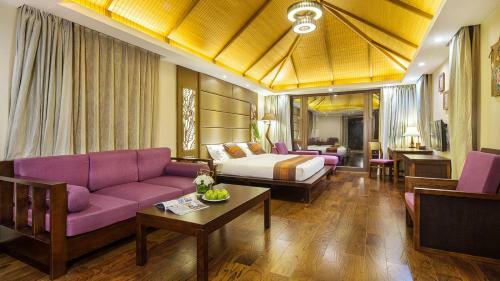 Hotel Yalong Bay Villas & Spa