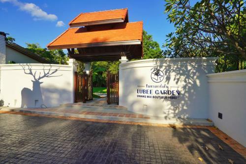 Hotel Lemur Resort