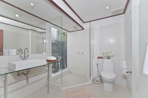 Bangrak Beachfront Villa