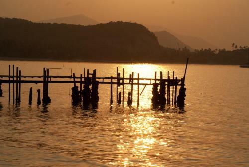 Hostal Marina Residence